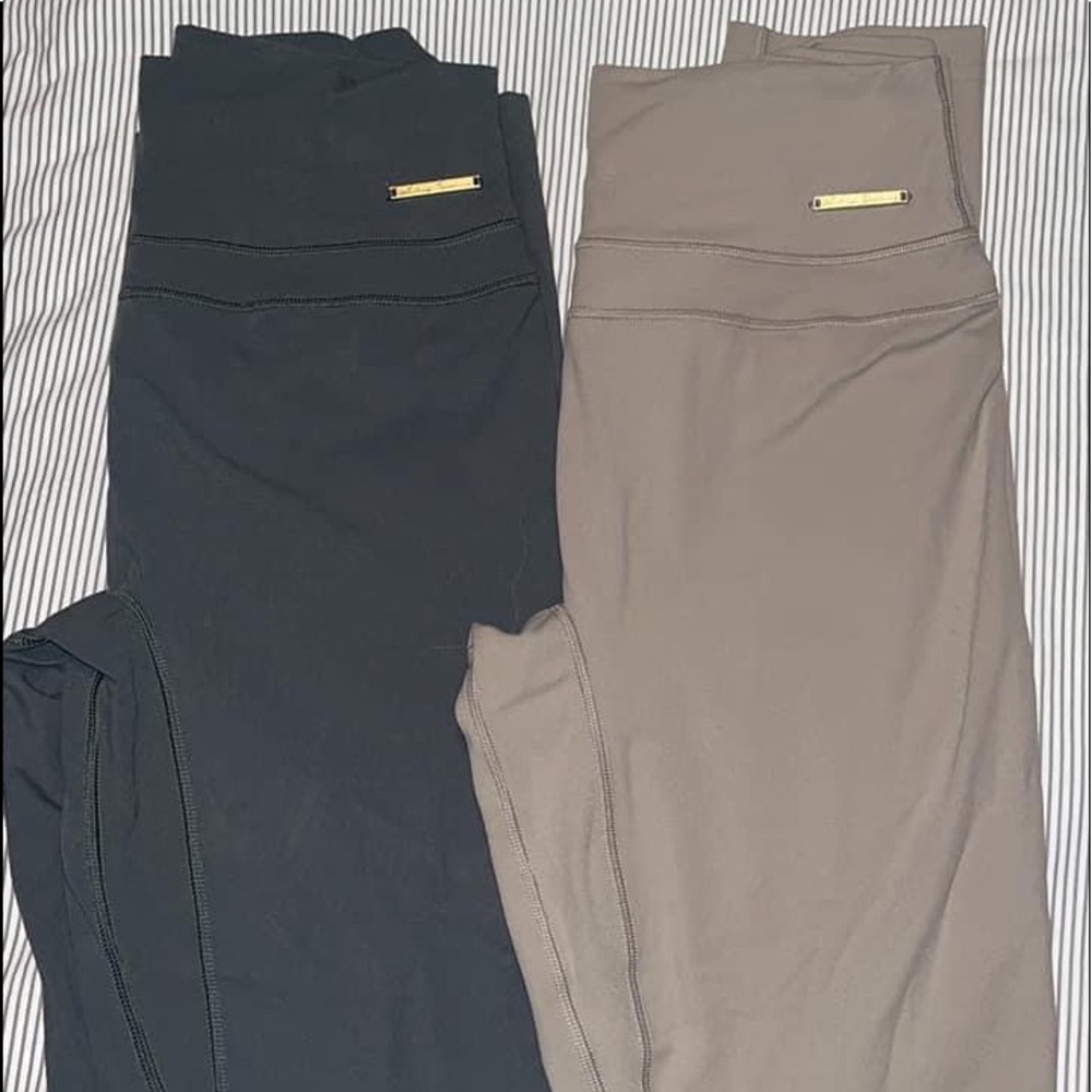 Whitney V3 Gymshark Size Small Mink and Eucalyptus Leggings bundle
